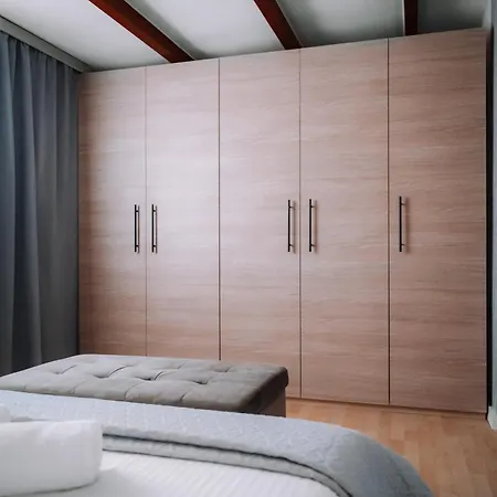 Dimosthenis Land - Private Luxury Apartmán Asgourou
