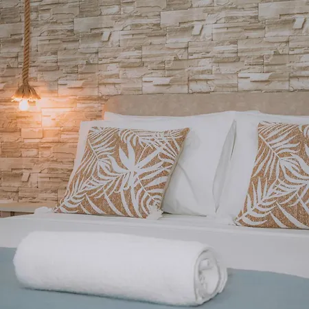 Dimosthenis Land - Private Luxury *