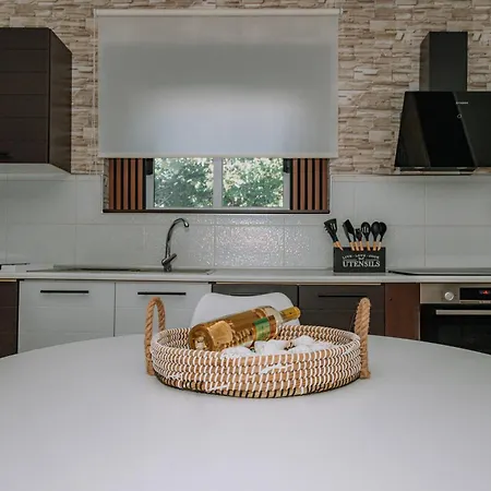 Dimosthenis Land - Private Luxury Apartman