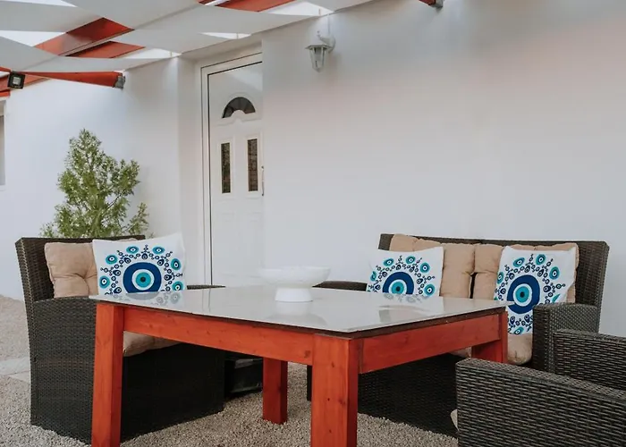 Dimosthenis Land - Private Luxury شقة Asgourou