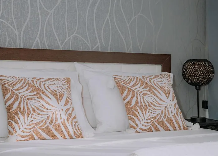 Dimosthenis Land - Private Luxury * Asgourou