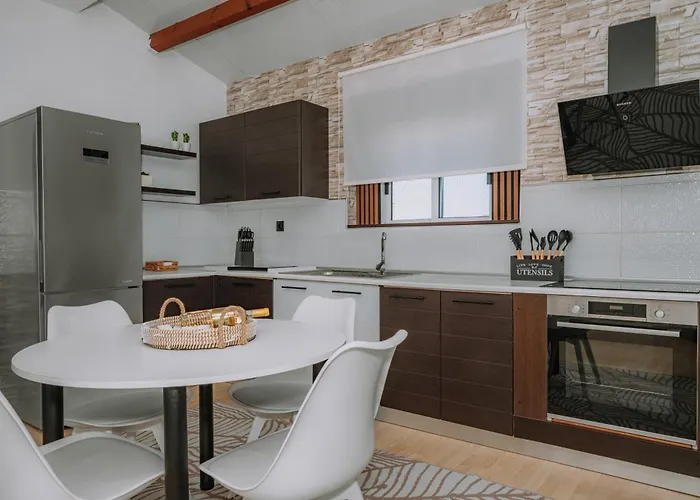 Dimosthenis Land - Private Luxury *