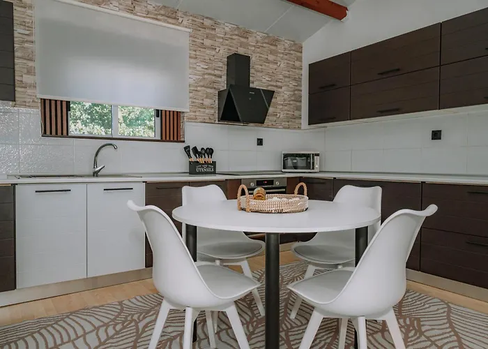 Dimosthenis Land - Private Luxury