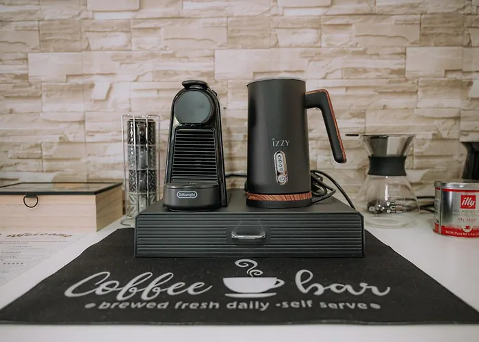 Dimosthenis Land - Private Luxury Apartment *